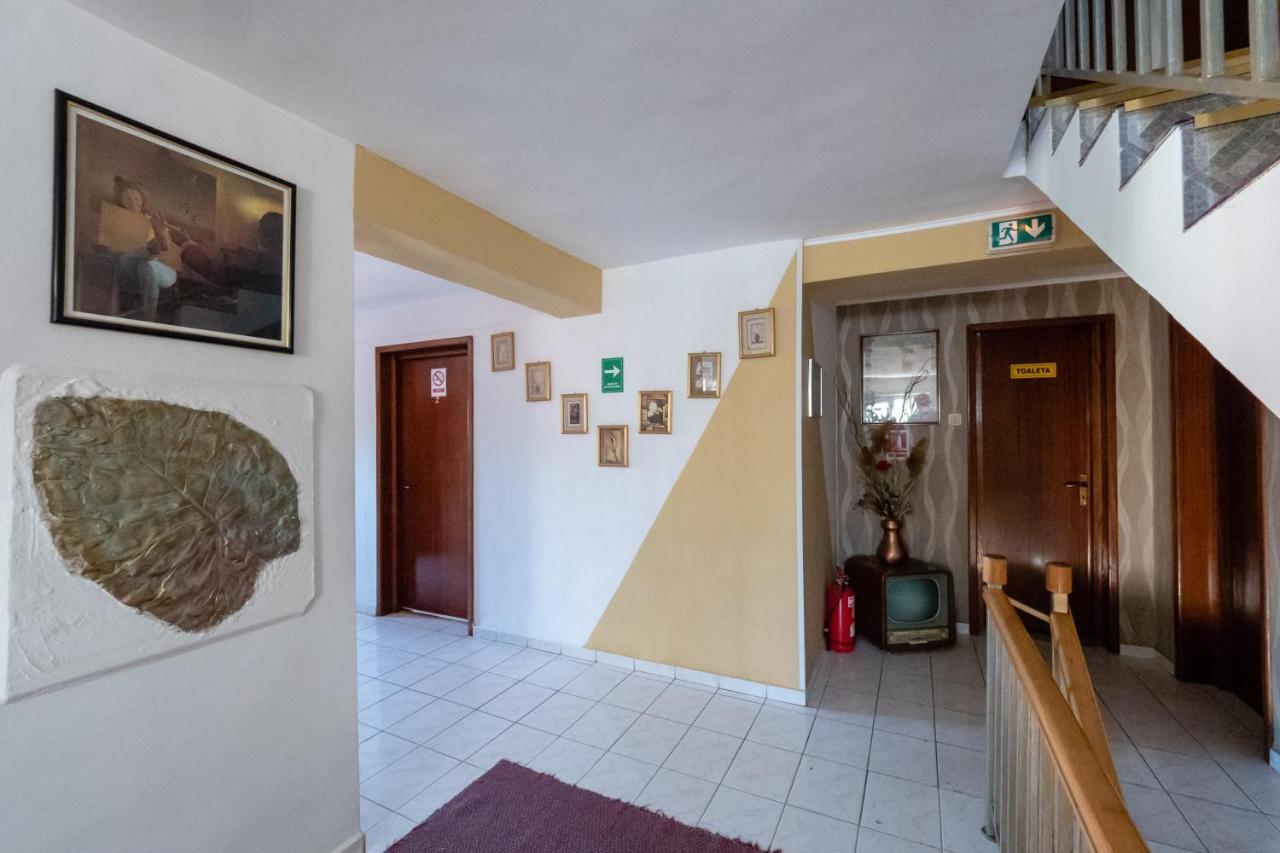 Pension Motanul Galanton Snagov Exterior foto