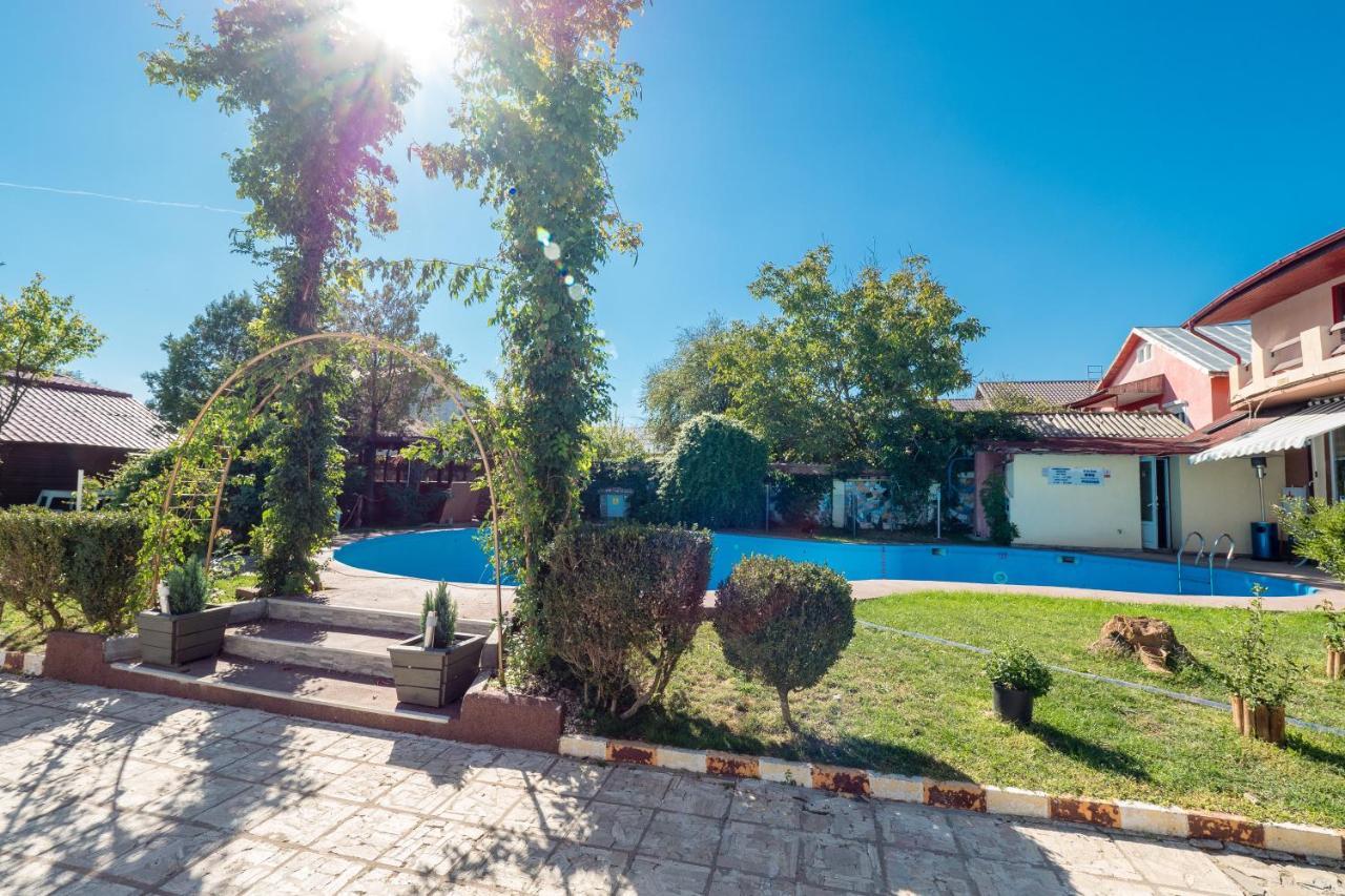 Pension Motanul Galanton Snagov Exterior foto